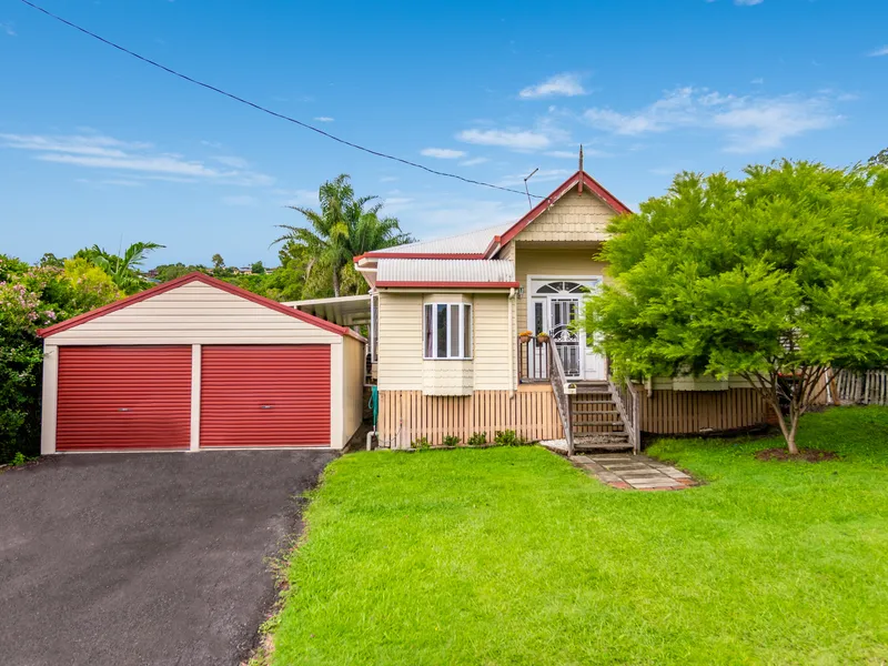 East Lismore - many original features