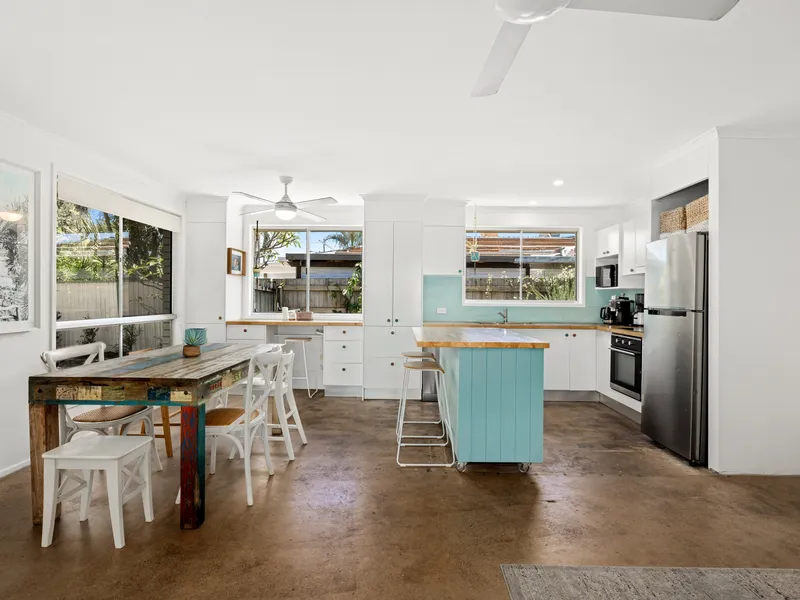 Ocean, River, Harbour!