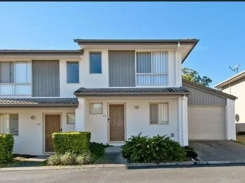Modern 2 bedroom townhouse