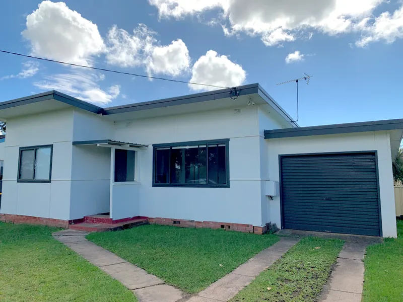 CHARMING COASTAL GETAWAY