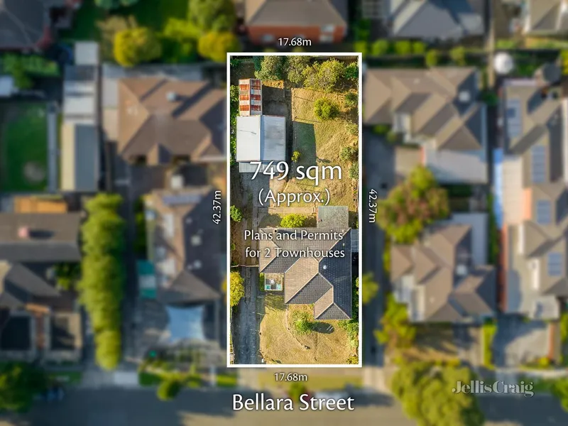 Planning permit for two modern townhouses