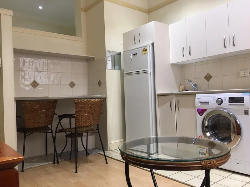 Low price one bedroom apartment at fantastic location in Brisbane CBD!