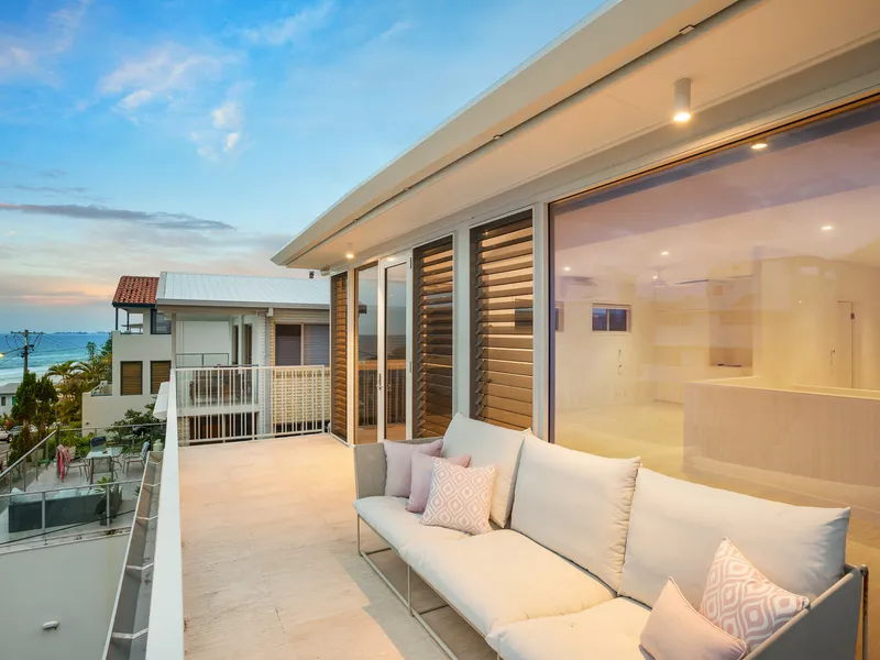 Exclusive Hill Top - Beachside Living  