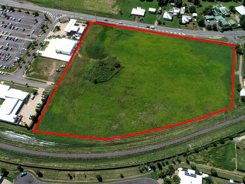 Development Land in the Heart of Marian! 