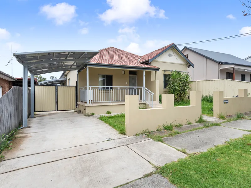 FANTASTIC 4BR FAMILY HOME PLUS 1BR GRANNY FLAT - OPEN TO VIEW SATURDAY 2-2.30PM