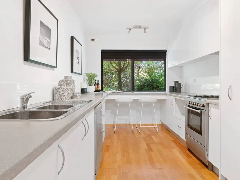 Ground Floor, North Facing Garden View Apartment