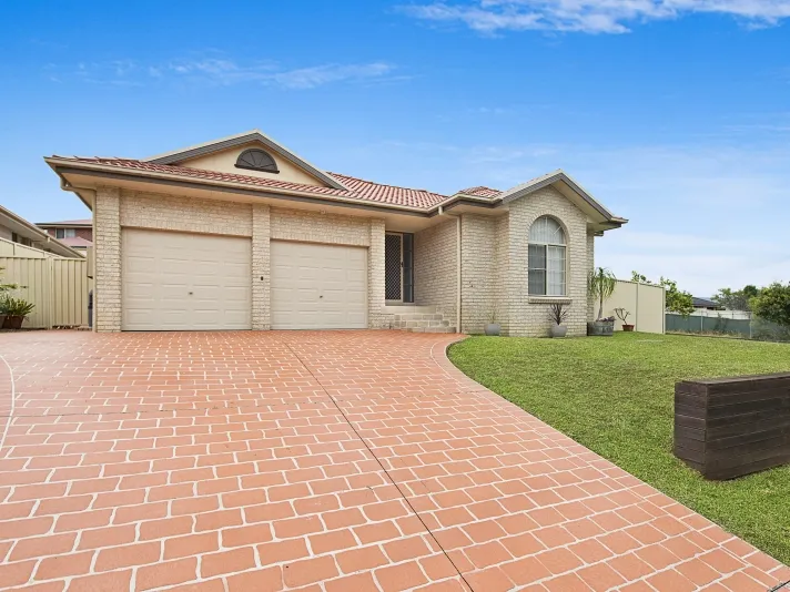 Hamlyn Terrace - Large Family Home