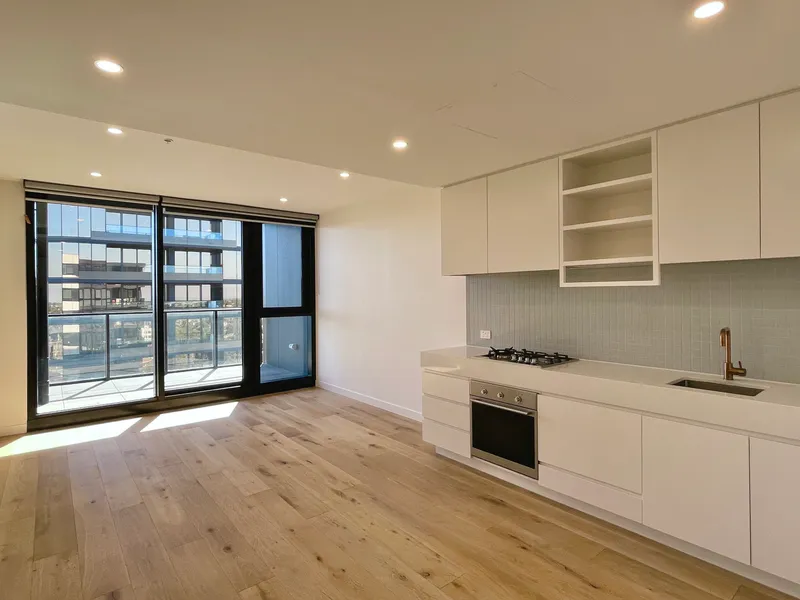 2 Bedroom 1 Bath North Facing on High Floor