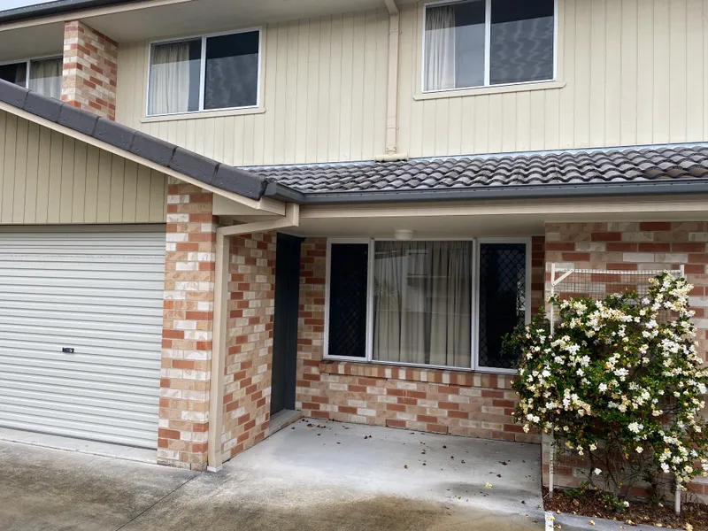 Newly Refurbished Townhouse