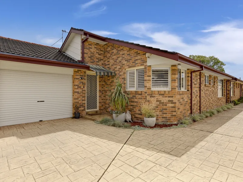 Fully Renovated Villa with Prime Beachside Address.