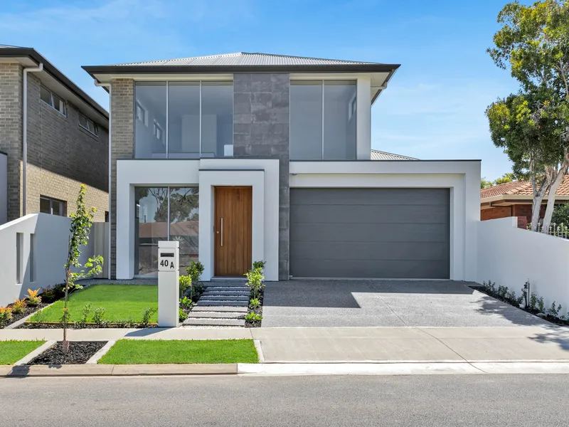 So close to Grange and Henley Beach!