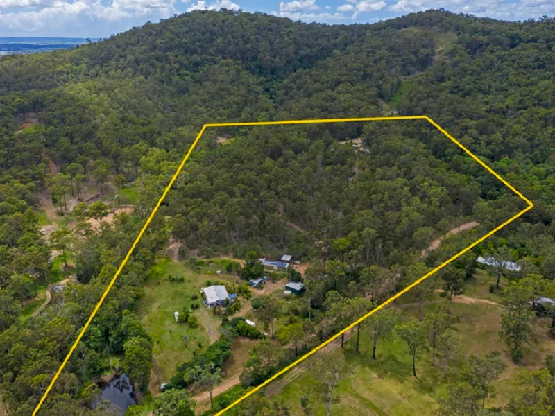 RARE OPPERTUNITY – 28 ACRE -Close to Everything with Scenic Outlook