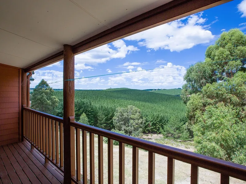 YOUR OWN PIECE OF PARADISE AWAITS YOU!