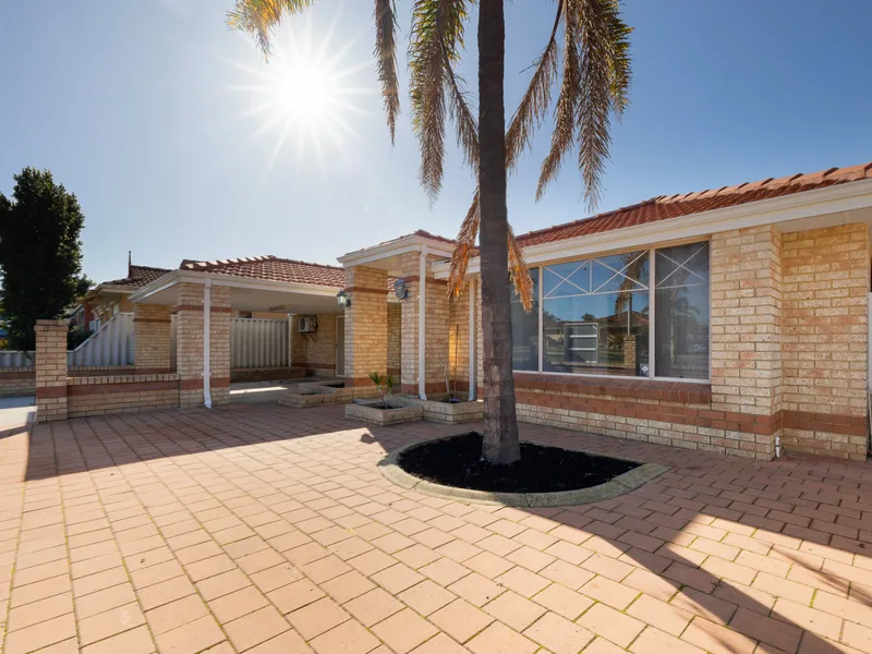 Looking for huge bedrooms and a spacious home, this is it!!