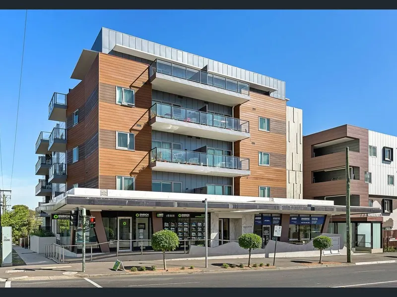 Modern one bedroom apartment in Box Hill