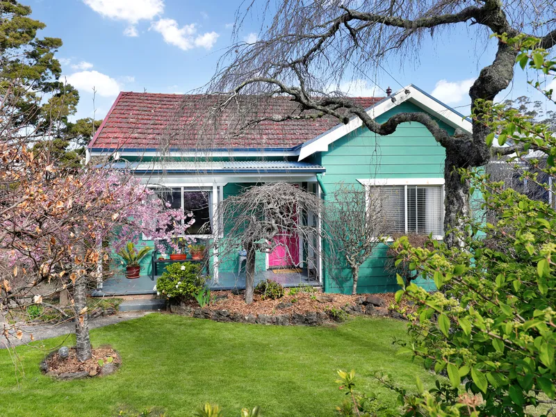 PICTURESQUE HOME - CLOSE TO TOWN