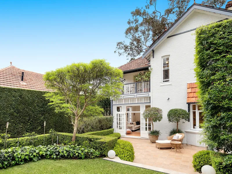 Federation Elegance with a Self-Contained Studio