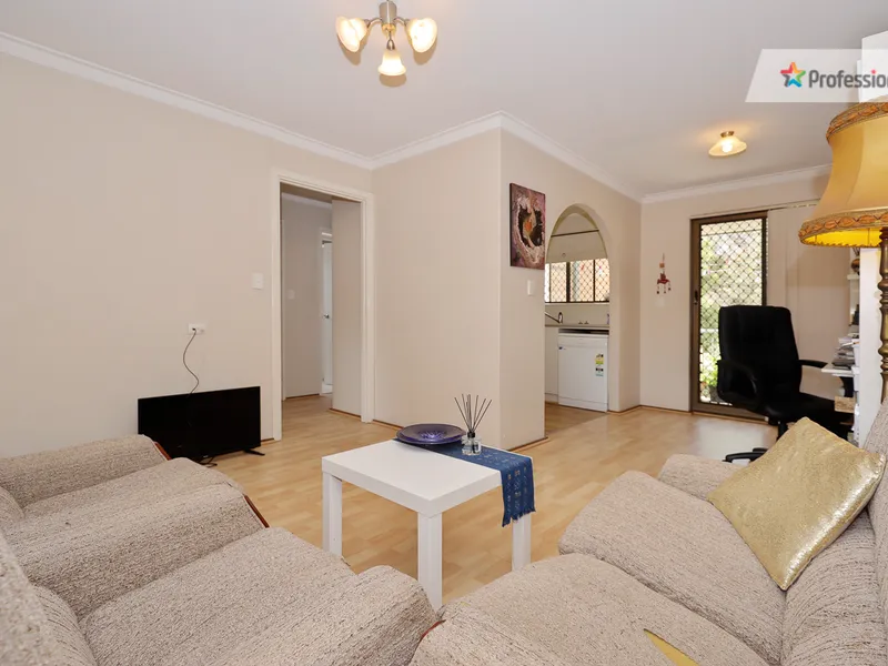 Bargain Hunter Wanted!