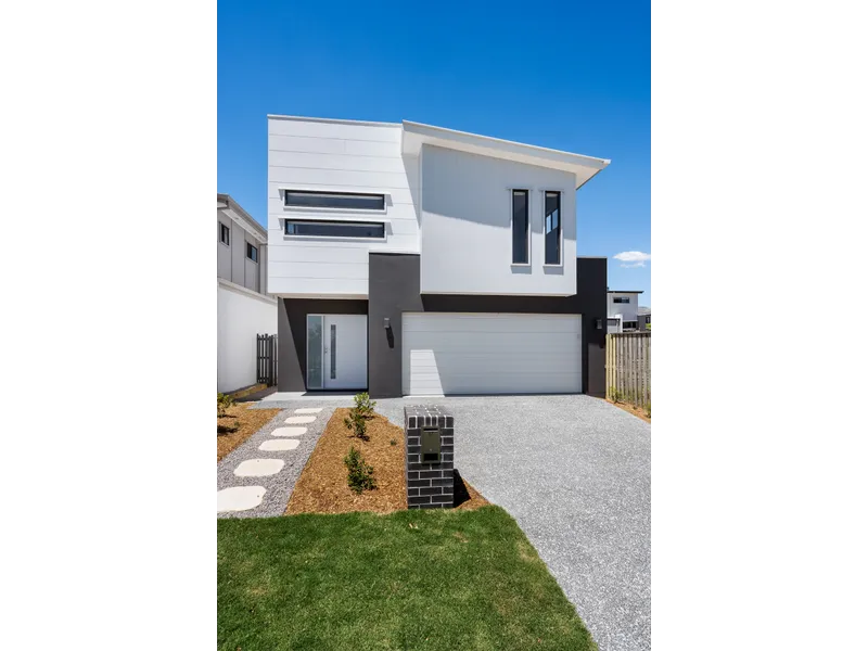 LIVE IN THE LUXURY HOME OF YOUR DREAMS!