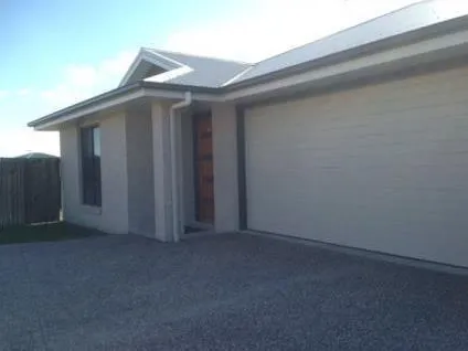 Modern Unit Minutes from the CBD   