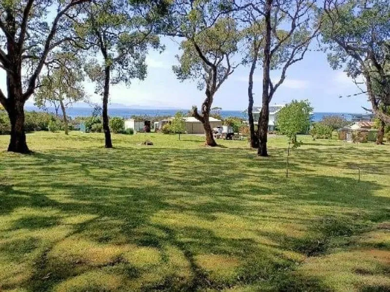 LARGE SIZE, SEA VIEWS AND SECRET LOCATION.