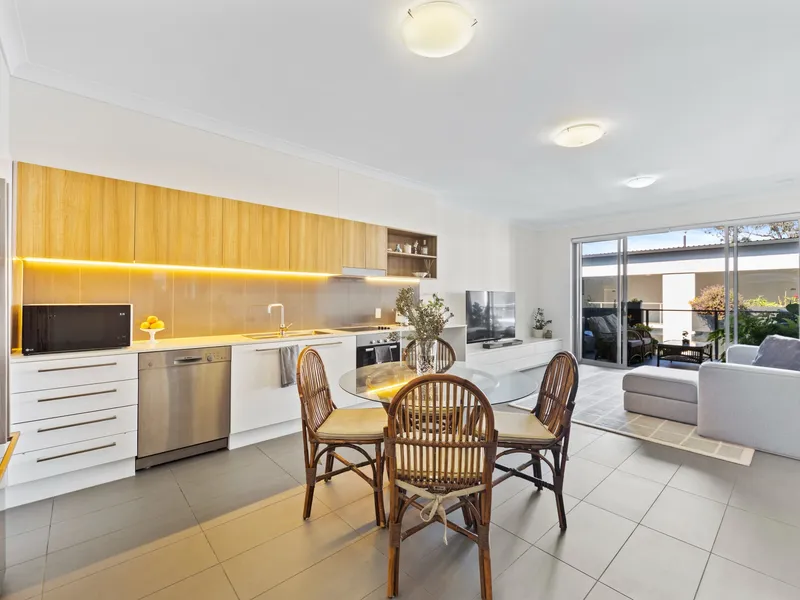 Spacious 2-Bedroom Apartment in Centre of Kelvin Grove