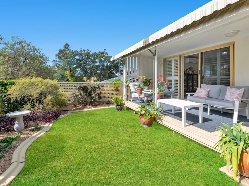 3 Bedroom Duplex Home, Convenient, Immaculate and Low Maintenance This Property Won't Last Long! Offers over $749,000 considered