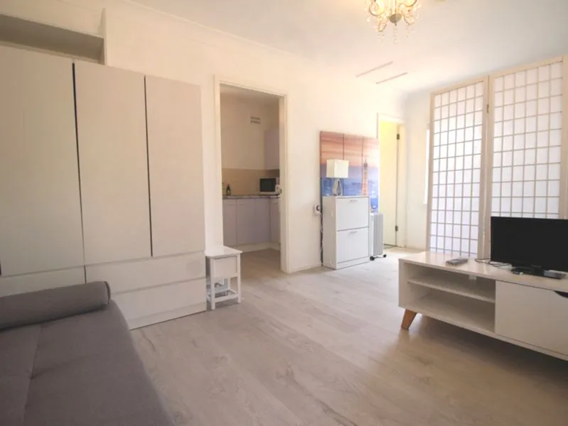 Studio - Villa Style with car-space