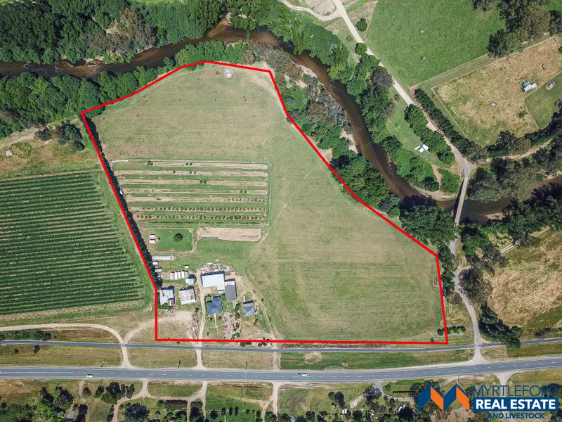 14 acres River frontage and Views 