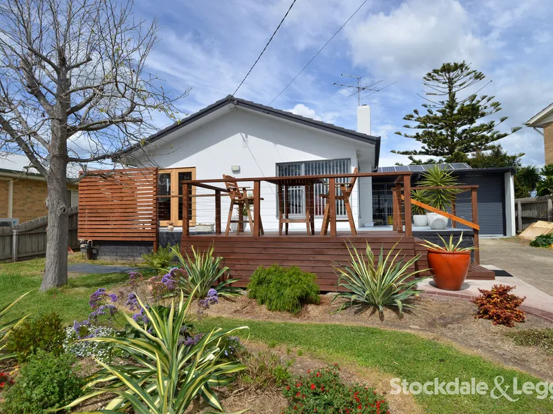 Views of the bay on Boonderabbi