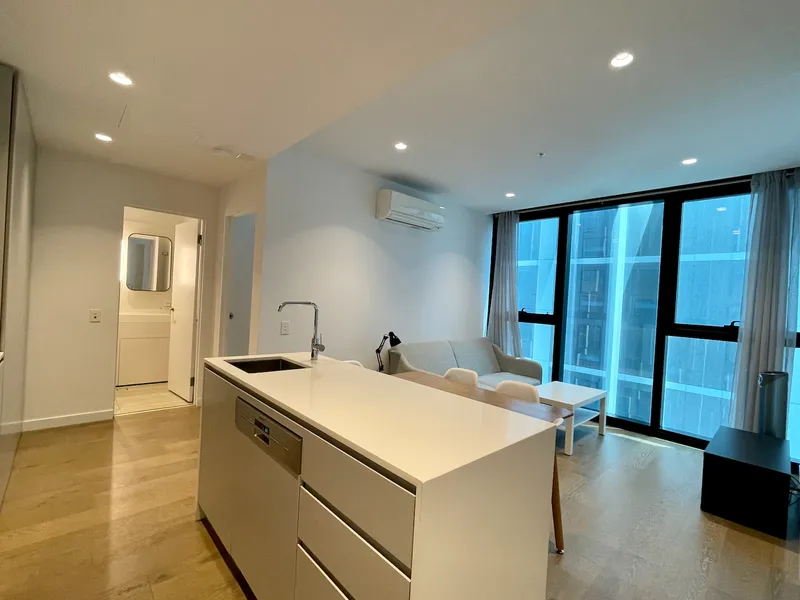 3301/452 Elizabeth Street Melbourne