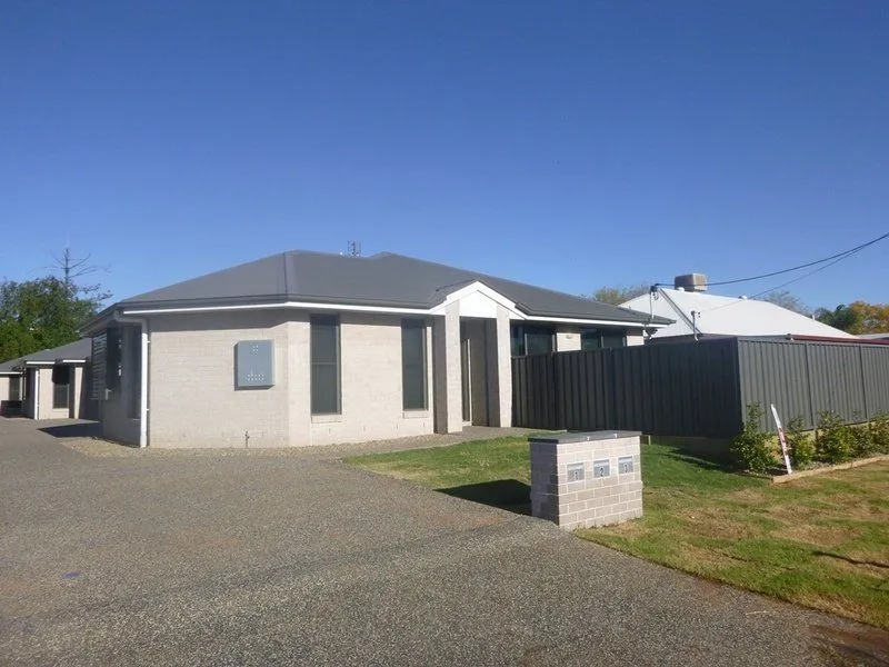 3 BEDROOM FULLY FURNISHED UNIT!!