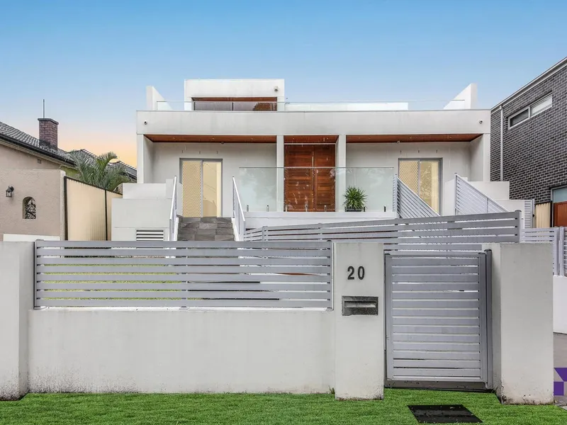 Sensational Contemporary Home of Unrivalled Style & Tranquility!