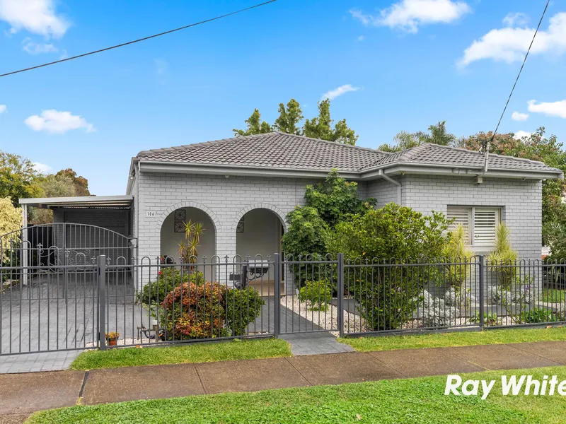 Beautifully Presented Family Home!