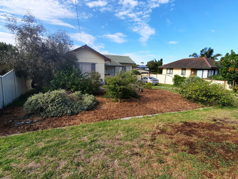 SUPER CONVENIENT LOCATION