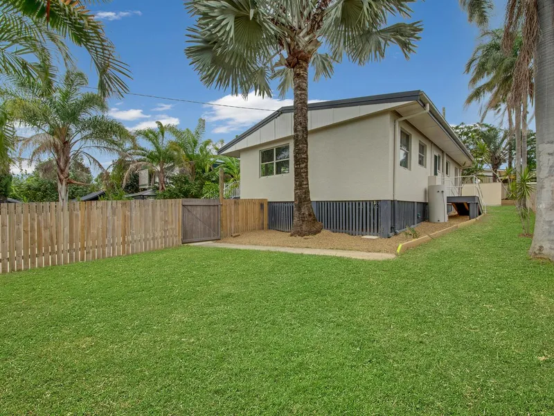 Newly renovated, beachside property, ticking all the boxes!