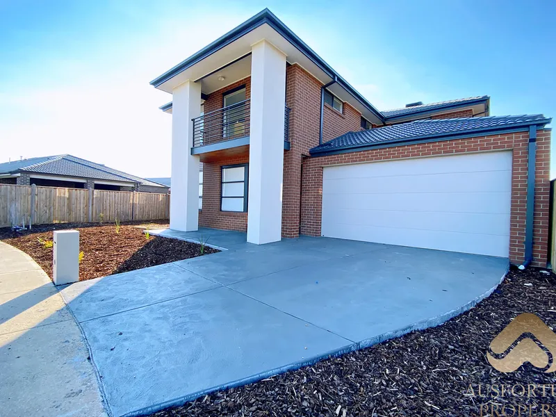 Luxurious Double story big family home
