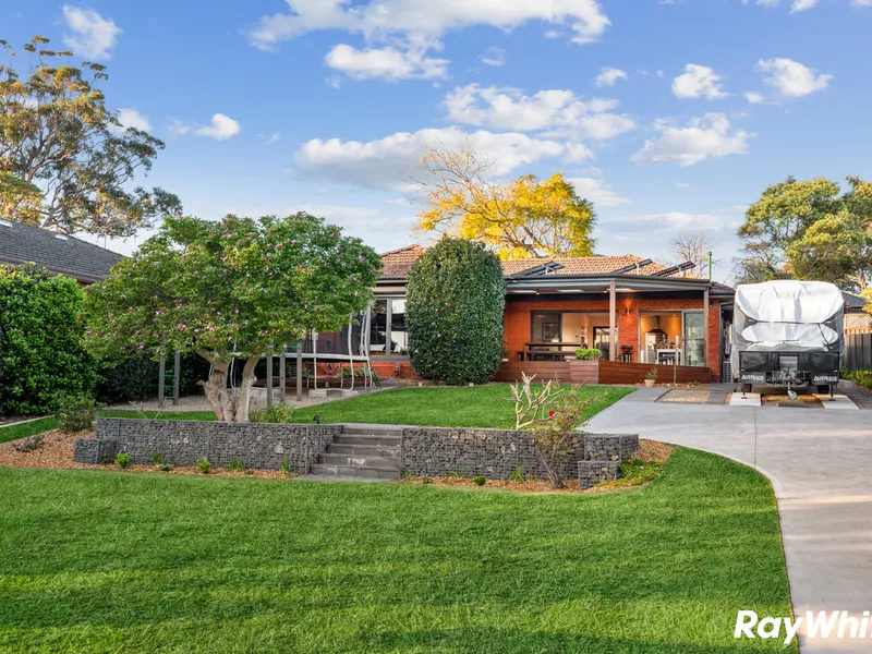 3/4 bedroom family home with granny flat on 1195m2 block