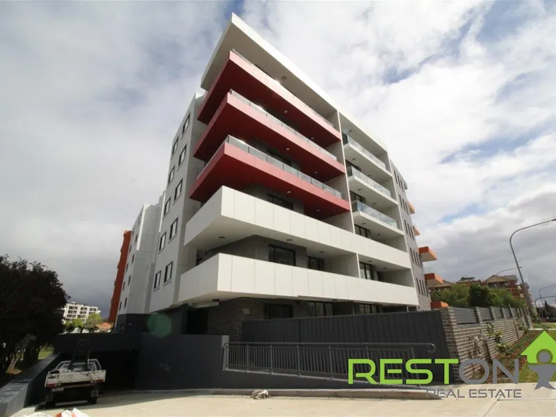 LUXURY APARTMENT IN THE HEART OF BLACKTOWN 