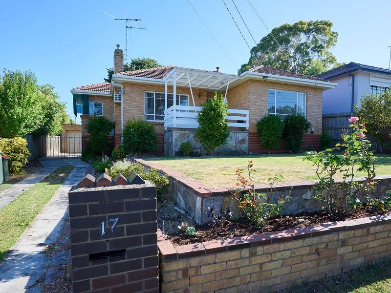 Charming 3 Bedroom Home in Prime Location