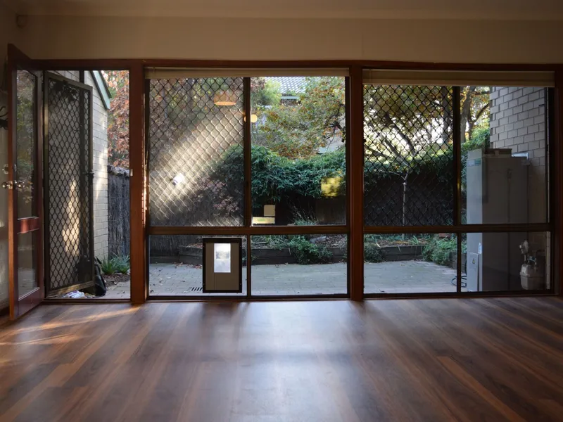 Inner north leafy courtyard unit