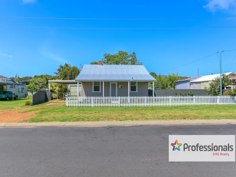 Gorgeous Renovated Cottage