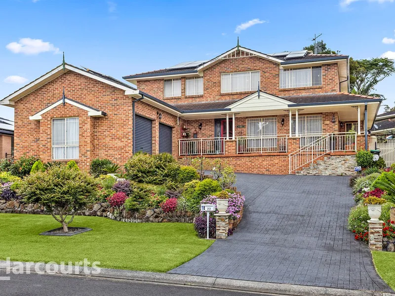 Impeccable Family Residence - A true Gainsborough gem!