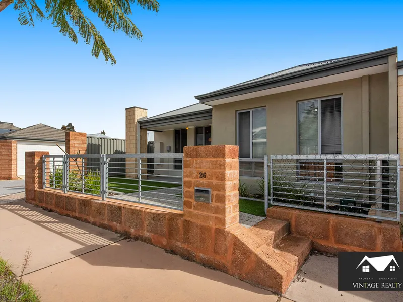 REAL SIZED LIVING – spacious yard and home