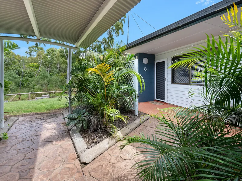 Spacious Courtyard, Near Beach