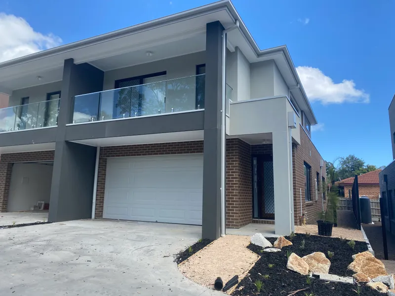 BRAND NEW TWO STORY IN LANGWARRIN!