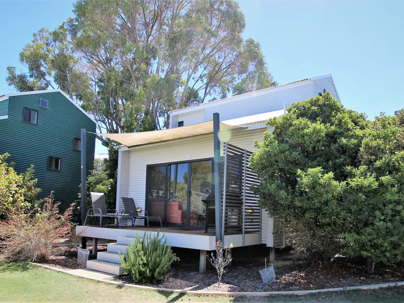 COASTAL HOLIDAY UNIT