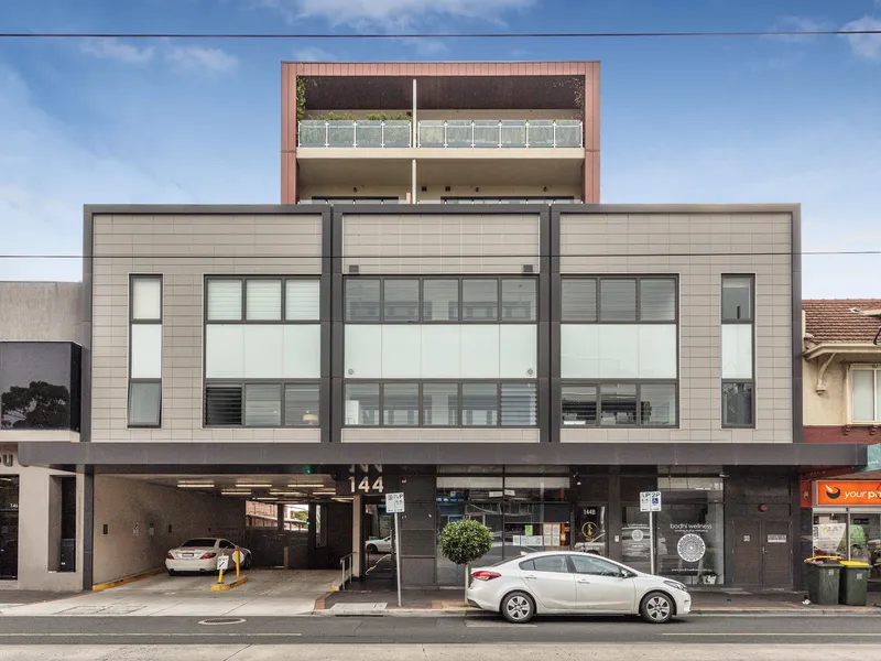 Botanique, Boutique, Lock Up And Leave