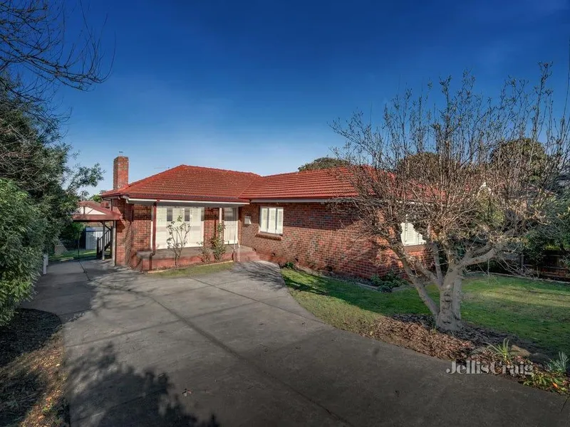 perfectly placed home for rent