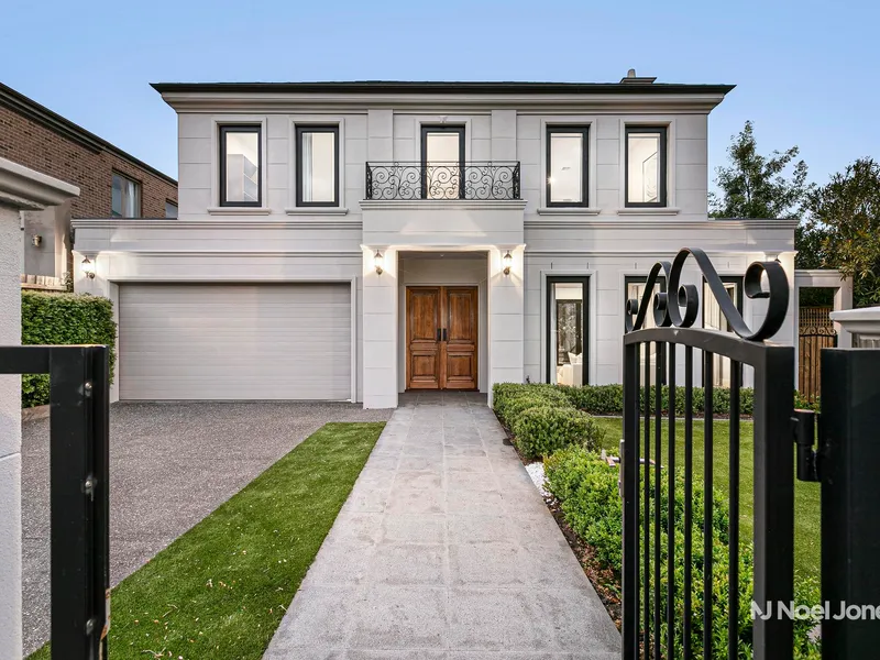 Stunning And Sophisticated Living In The BHSZ